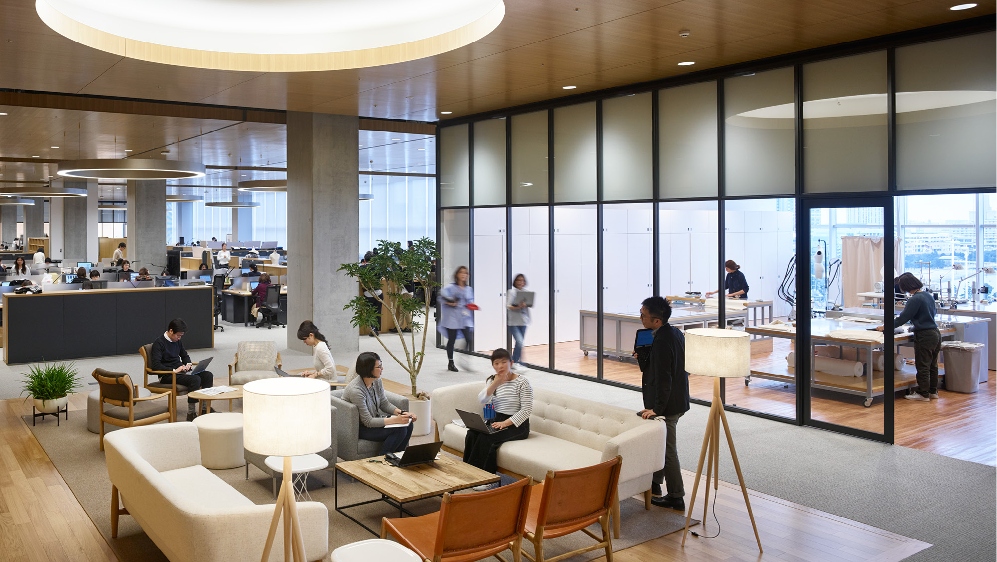 Fast Retailing Uniqlo City Allied Works